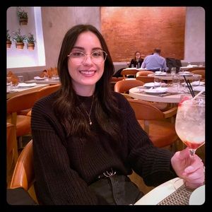 Meet your posher Alicia,